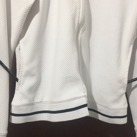 White and black long sleeve Jacket - Picture 4 of 11